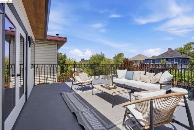 546 61St St, Oakland, CA 94609