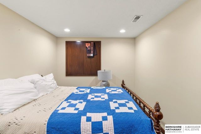 18104 Murray Trail, Gretna, NE 68028