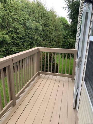 301 Willow Lane, Valley Stream, NY 11580