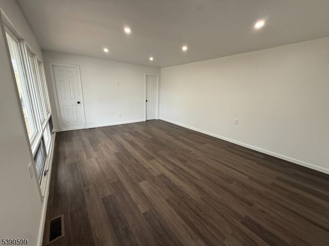 43 Nakomis Path, Lincoln Park Boro, NJ 07035