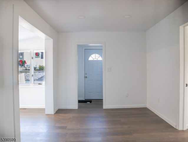 43 Nakomis Path, Lincoln Park Boro, NJ 07035