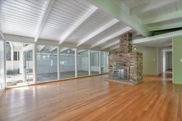 20210 Franklin Avenue, Saratoga, CA 95070