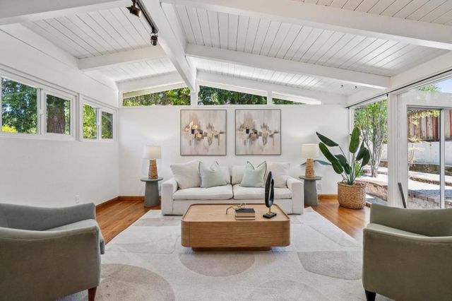 20210 Franklin Avenue, Saratoga, CA 95070