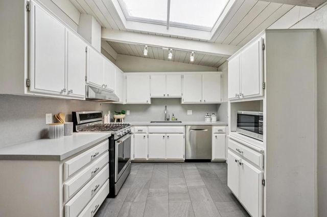 20210 Franklin Avenue, Saratoga, CA 95070
