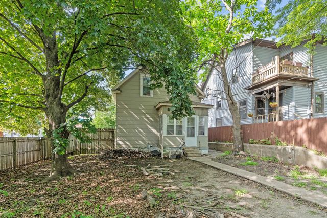 1062 Minnehaha Avenue E, Saint Paul, MN 55106