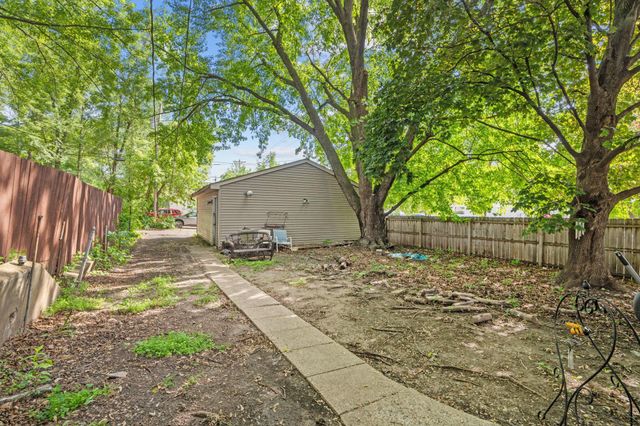 1062 Minnehaha Avenue E, Saint Paul, MN 55106