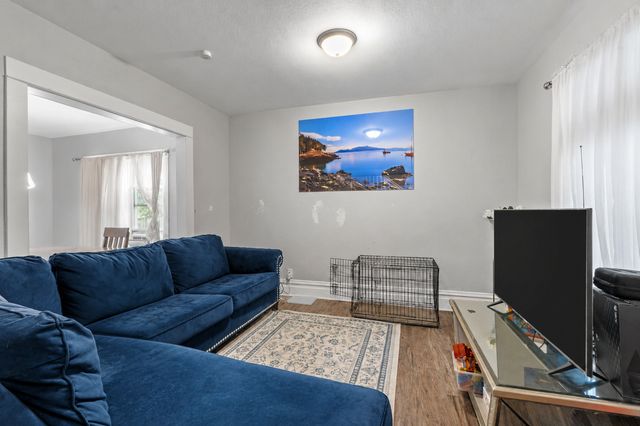 1062 Minnehaha Avenue E, Saint Paul, MN 55106