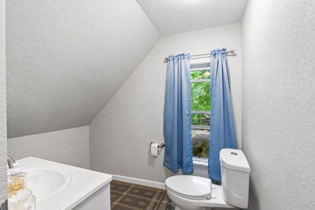 1062 Minnehaha Avenue E, Saint Paul, MN 55106