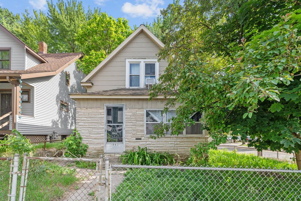 1062 Minnehaha Avenue E, Saint Paul, MN 55106