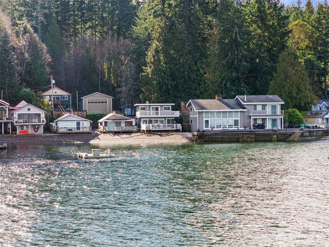 11571 E State Route 106, Union, WA 98592