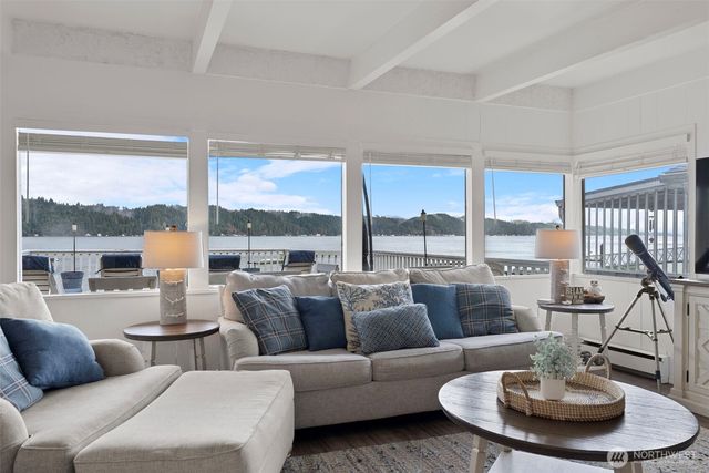 11571 E State Route 106, Union, WA 98592