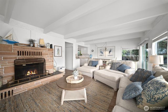 11571 E State Route 106, Union, WA 98592