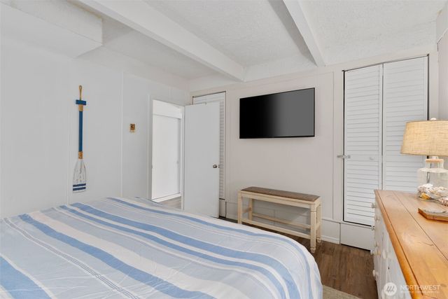 11571 E State Route 106, Union, WA 98592