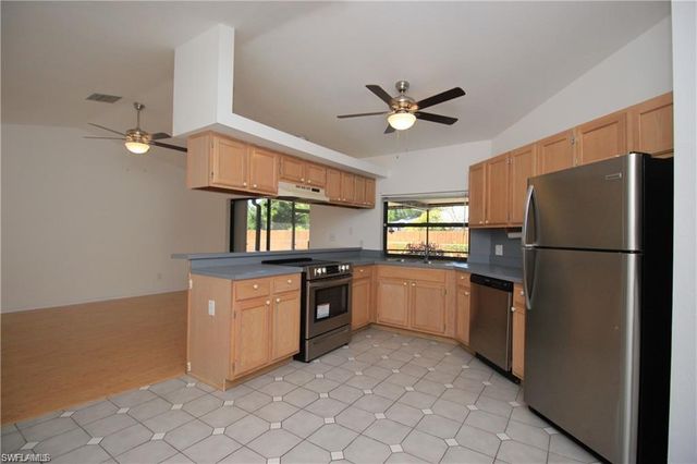 224 Erie DR, Naples, FL 34110
