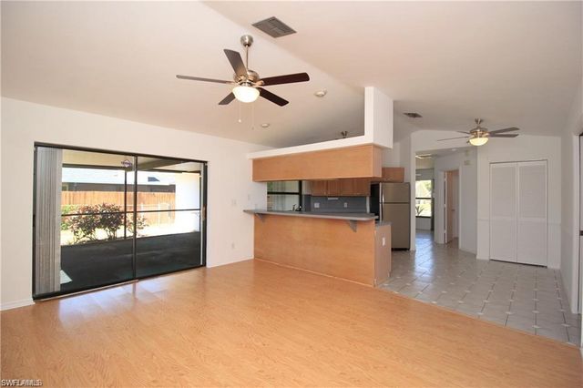 224 Erie DR, Naples, FL 34110