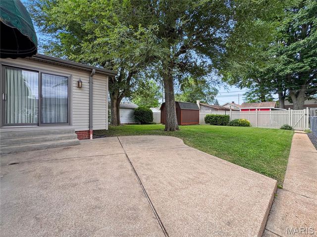 537 S Main Street, Dupo, IL 62239