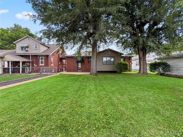 537 S Main Street, Dupo, IL 62239