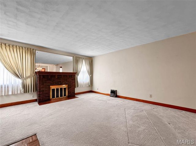 537 S Main Street, Dupo, IL 62239