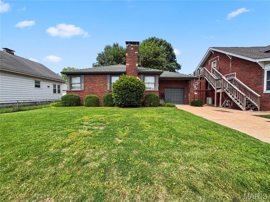 537 S Main Street, Dupo, IL 62239