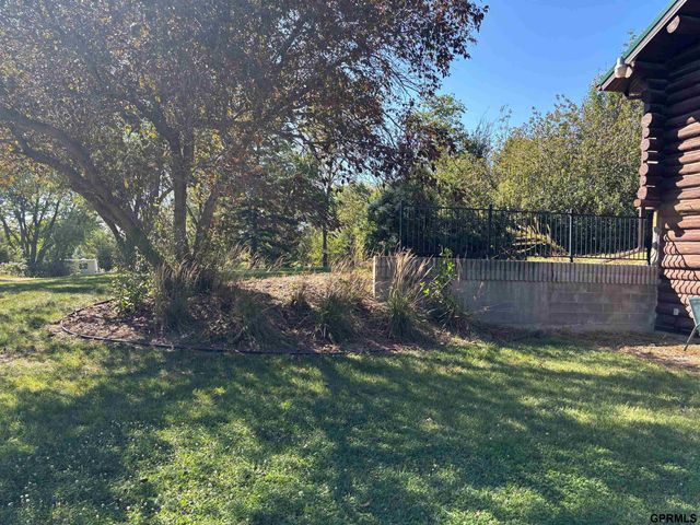 26259 249th Street, Columbus, NE 68601
