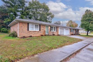 1304 E Monroe Street, Boonville, IN 47601