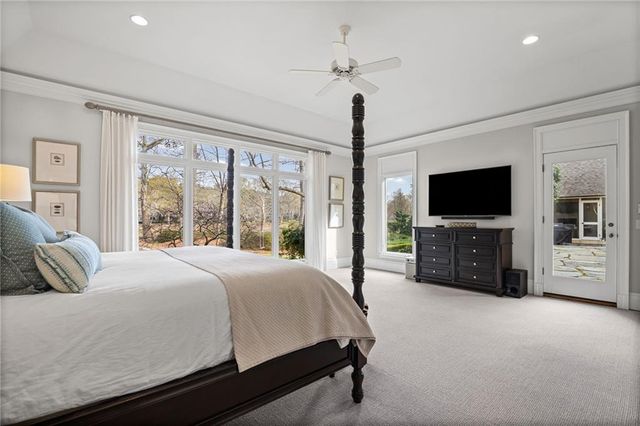 6210 River Chase Circle, Atlanta, GA 30328