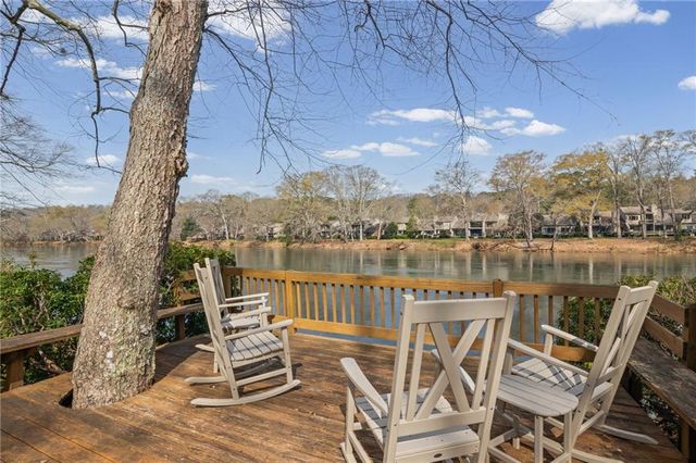 6210 River Chase Circle, Atlanta, GA 30328