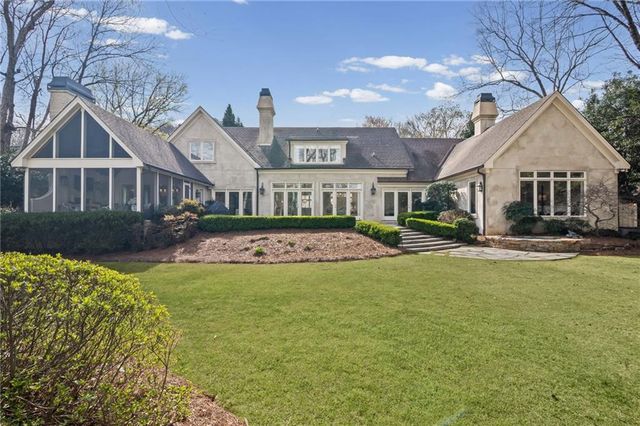 6210 River Chase Circle, Atlanta, GA 30328