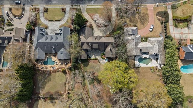 6210 River Chase Circle, Atlanta, GA 30328