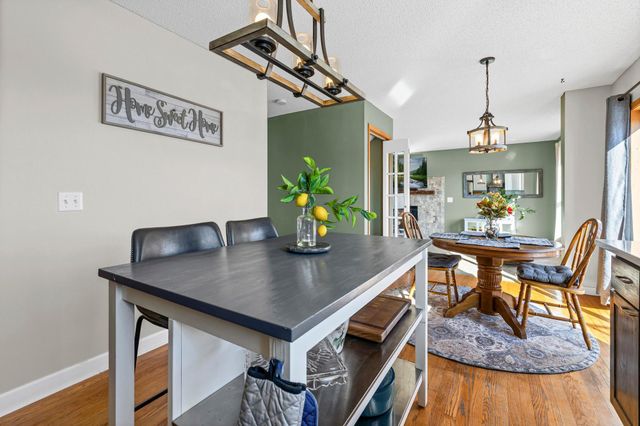 13710 Fair Oak Court, Apple Valley, MN 55124