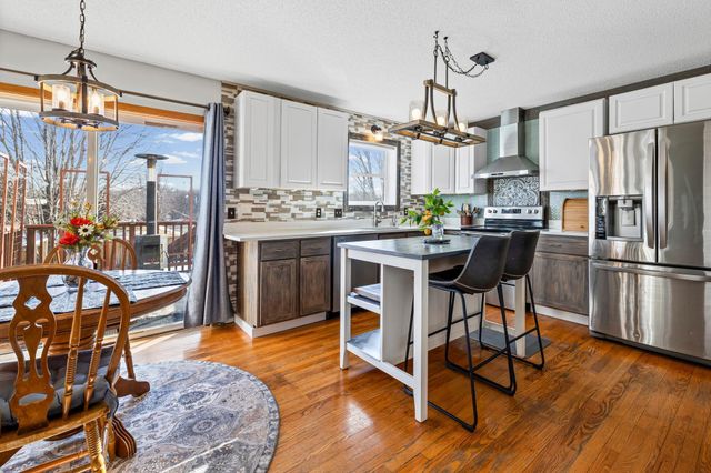 13710 Fair Oak Court, Apple Valley, MN 55124