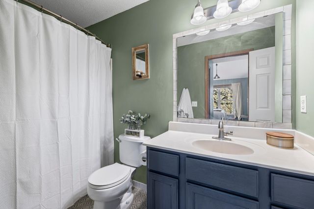 13710 Fair Oak Court, Apple Valley, MN 55124