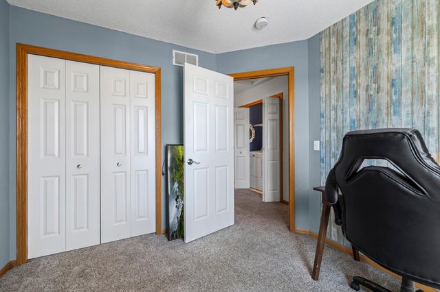 13710 Fair Oak Court, Apple Valley, MN 55124