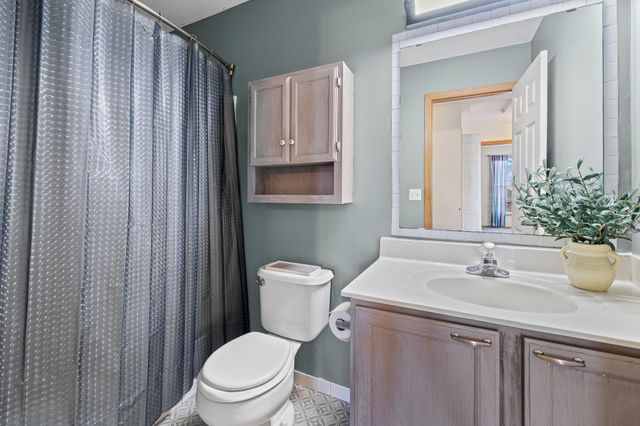 13710 Fair Oak Court, Apple Valley, MN 55124