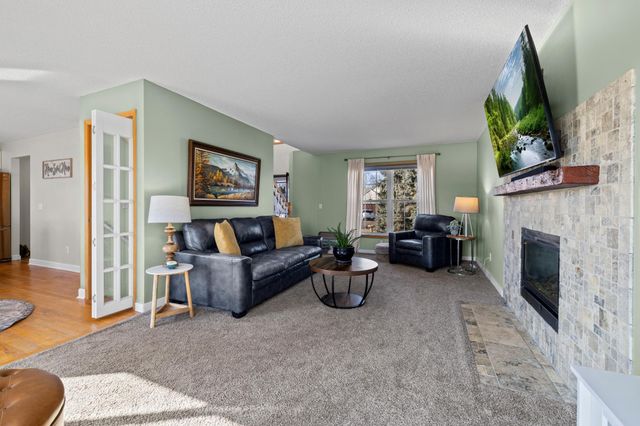 13710 Fair Oak Court, Apple Valley, MN 55124