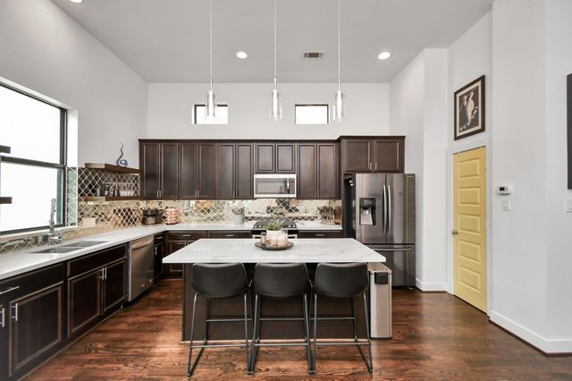 1705 Dunlavy Street A, Houston, TX 77006