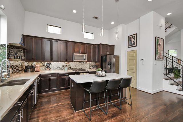 1705 Dunlavy Street A, Houston, TX 77006