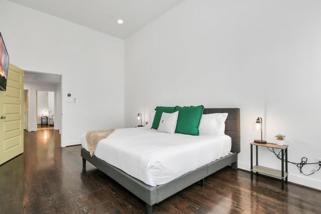 1705 Dunlavy Street A, Houston, TX 77006