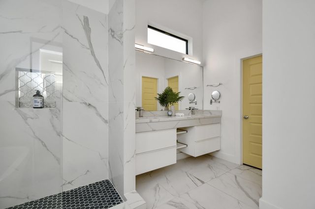 1705 Dunlavy Street A, Houston, TX 77006