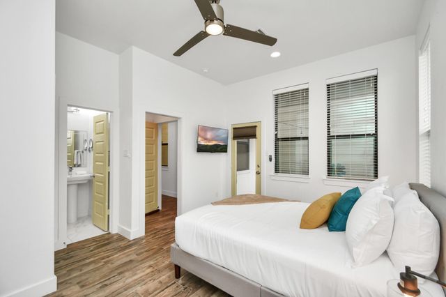 1705 Dunlavy Street A, Houston, TX 77006