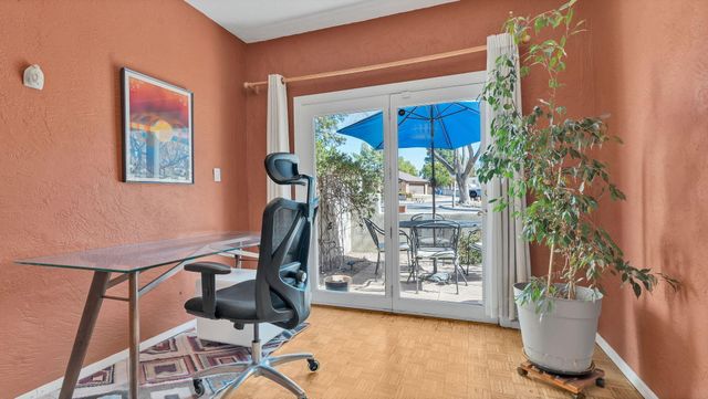 707 Richmond Drive SE, Albuquerque, NM 87106