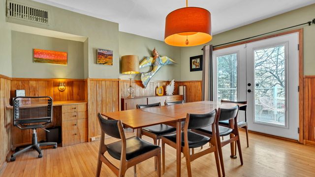 707 Richmond Drive SE, Albuquerque, NM 87106