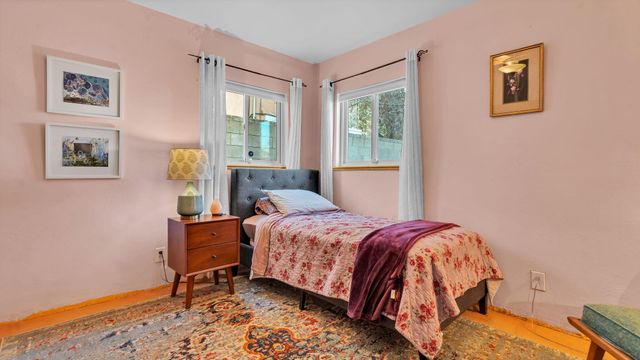 707 Richmond Drive SE, Albuquerque, NM 87106