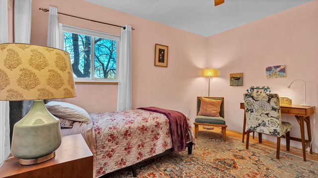 707 Richmond Drive SE, Albuquerque, NM 87106