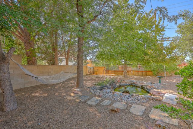 707 Richmond Drive SE, Albuquerque, NM 87106