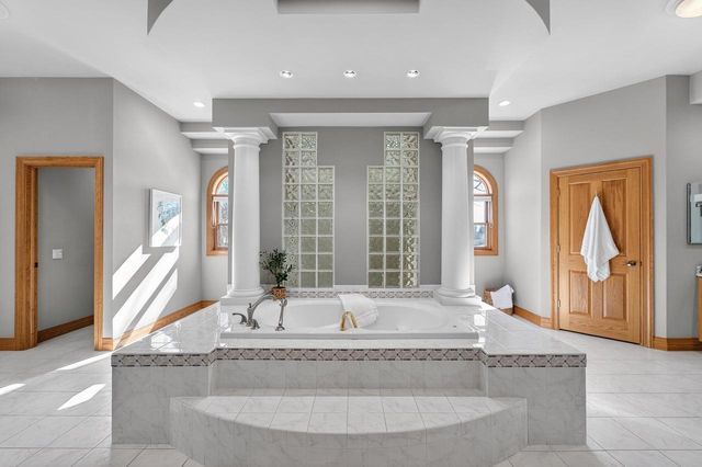 4606 Signature Drive, Middleton, WI 53562