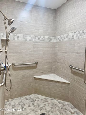 105 Yorkshire Drive, Jacksonville, NC 28546