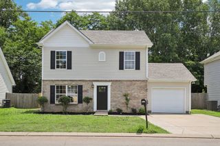 1033 Tom Hailey Blvd, La Vergne, TN 37086