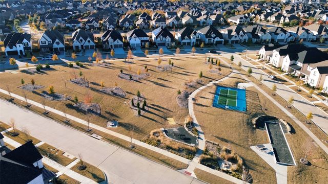 15562 Fringe Tree Road, Frisco, TX 75035