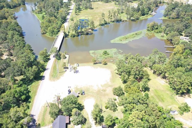 27400 Huffman Cleveland Road, Huffman, TX 77336